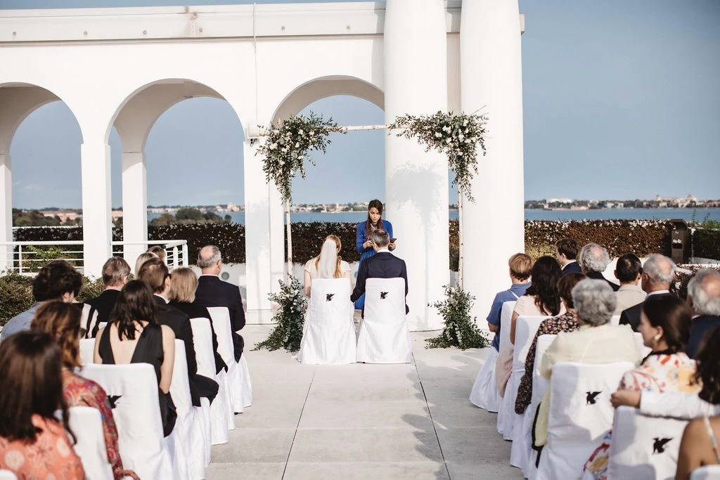 The aisle of the wedding in Venice during a civil wedding.