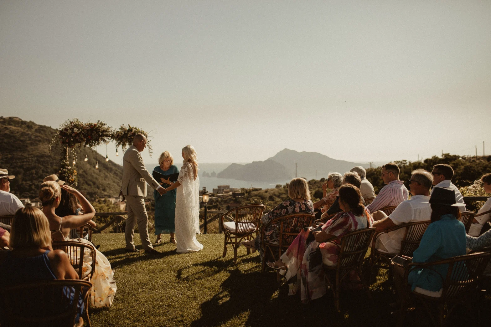 A civil wedding celebrated in the Amalfi coast.